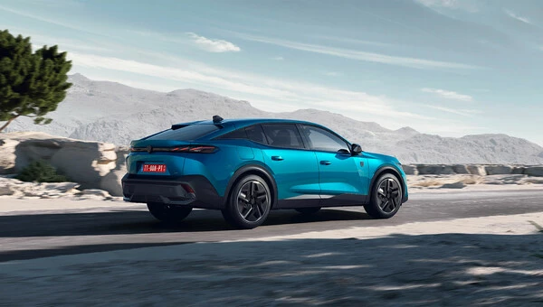 Peugeot 408 – Vue arrière